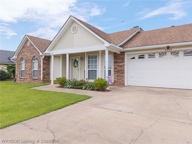 2209 Quartz Circle, Van Buren, AR 72956