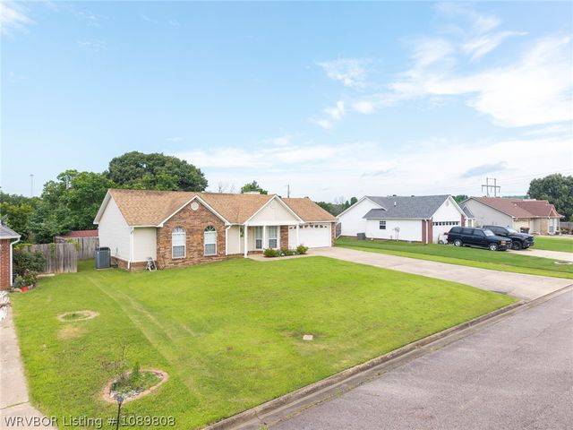 2209 Quartz Circle, Van Buren, AR 72956