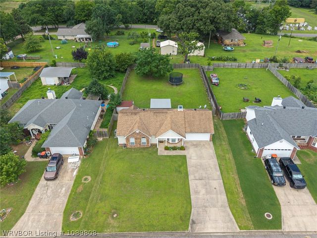2209 Quartz Circle, Van Buren, AR 72956
