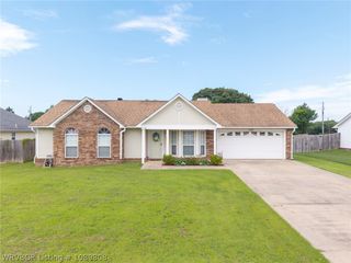 2209 Quartz Circle, Van Buren, AR 72956