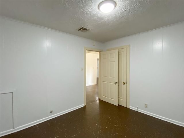 2129 Legion Street, Lake Charles, LA 70601