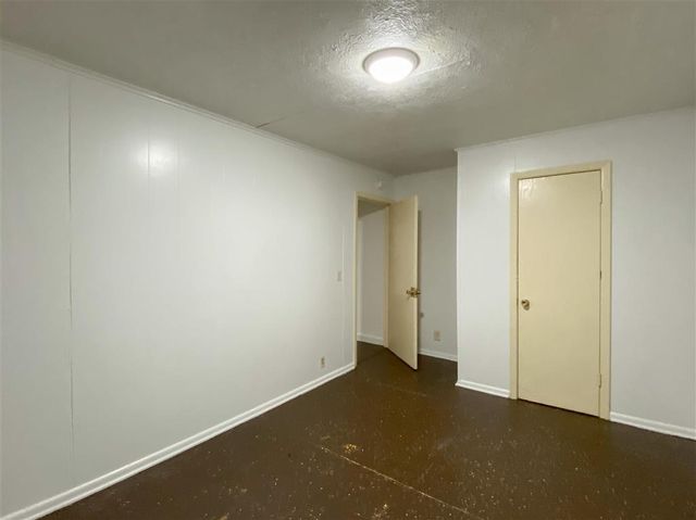 2129 Legion Street, Lake Charles, LA 70601