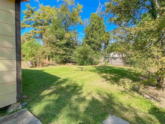 2129 Legion Street, Lake Charles, LA 70601