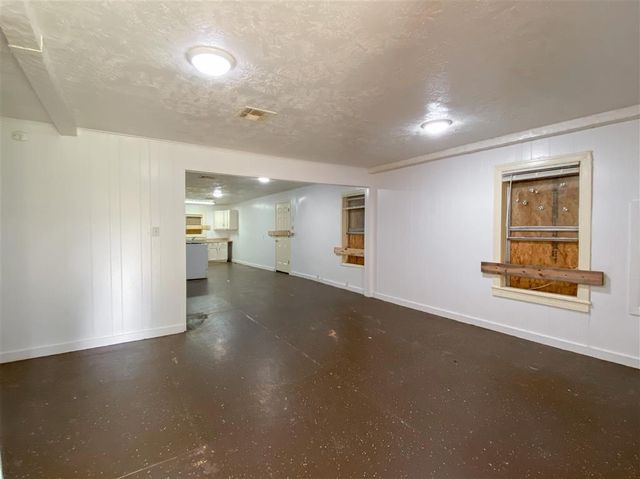 2129 Legion Street, Lake Charles, LA 70601