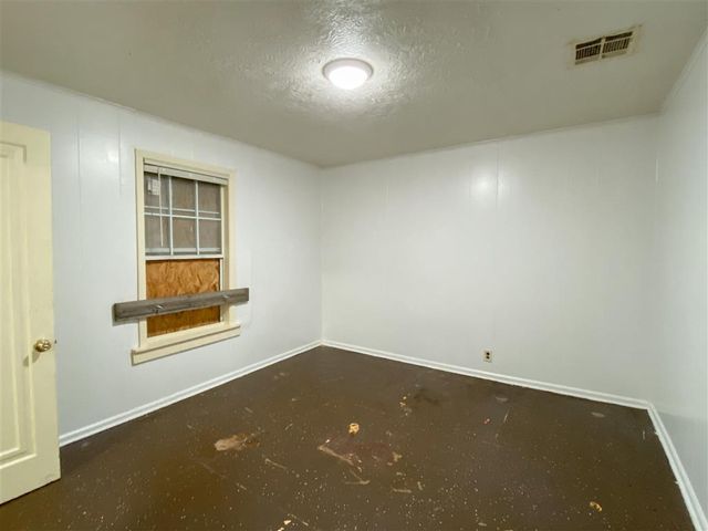 2129 Legion Street, Lake Charles, LA 70601