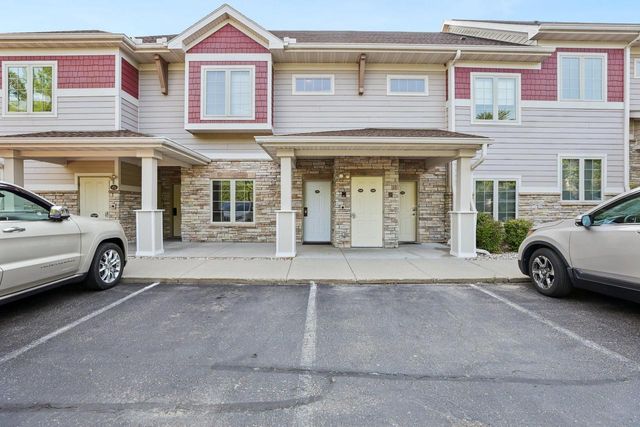 680 E Hiawatha Drive #419, Wisconsin Dells, WI 53965