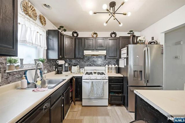 24 Johnson Avenue, Newark, NJ 07108
