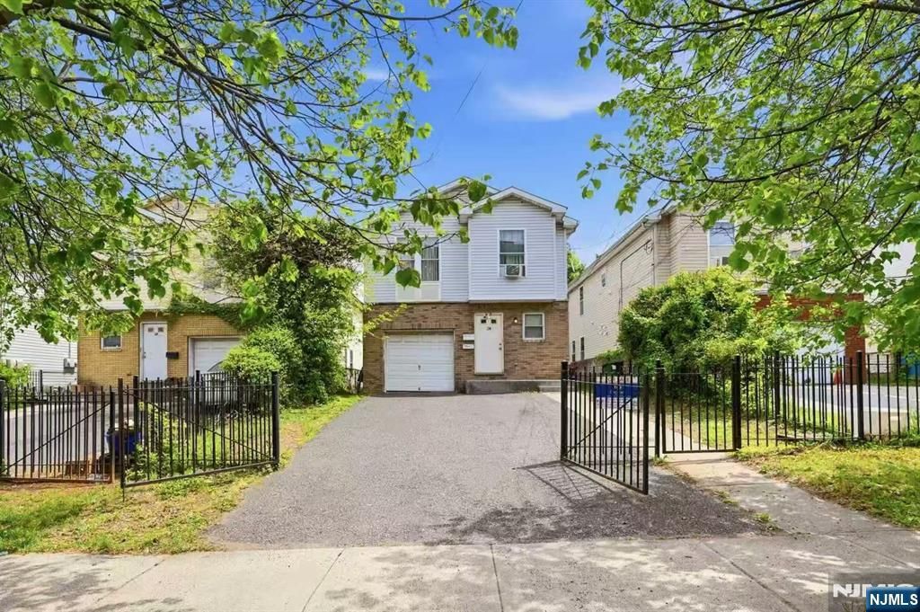 24 Johnson Avenue, Newark, NJ 07108