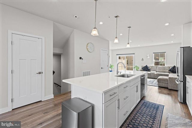 77 PRATT LN, Lawrence Township, NJ 08648