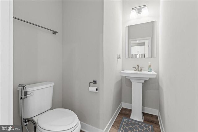 77 PRATT LN, Lawrence Township, NJ 08648