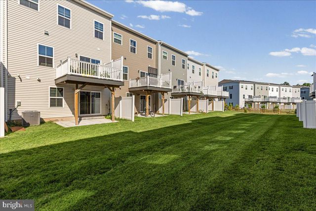 77 PRATT LN, Lawrence Township, NJ 08648