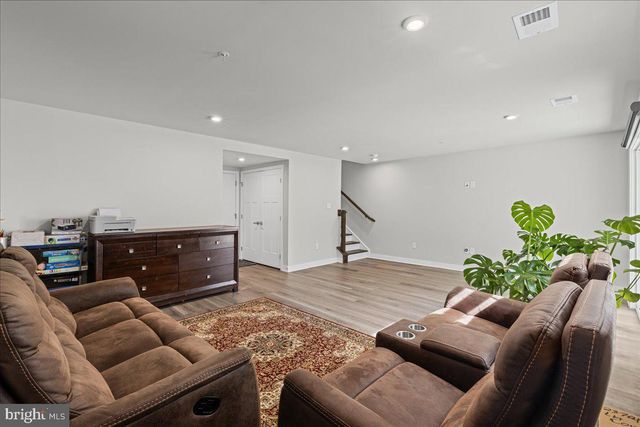 77 PRATT LN, Lawrence Township, NJ 08648