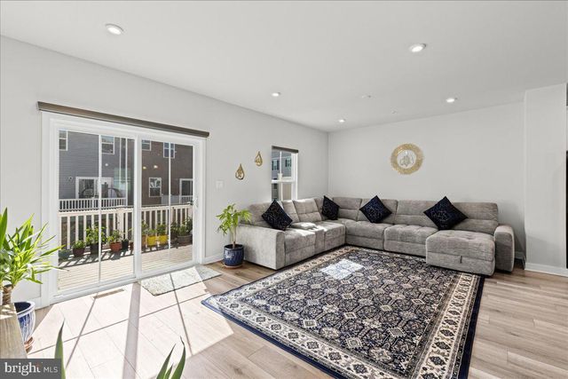 77 PRATT LN, Lawrence Township, NJ 08648