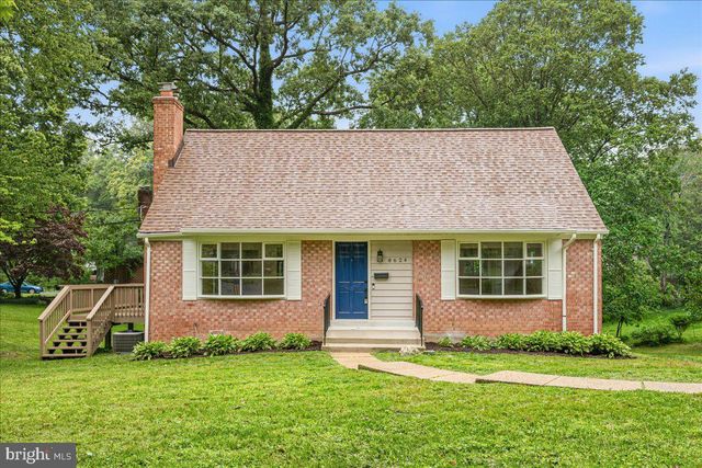 8624 PARLIAMENT DR, Springfield, VA 22151