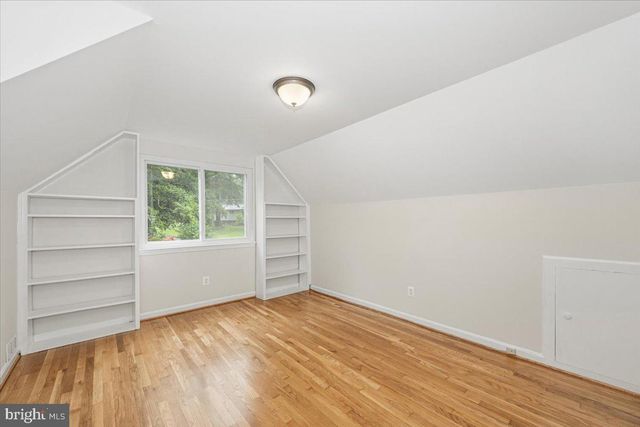 8624 PARLIAMENT DR, Springfield, VA 22151