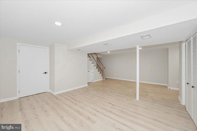 8624 PARLIAMENT DR, Springfield, VA 22151