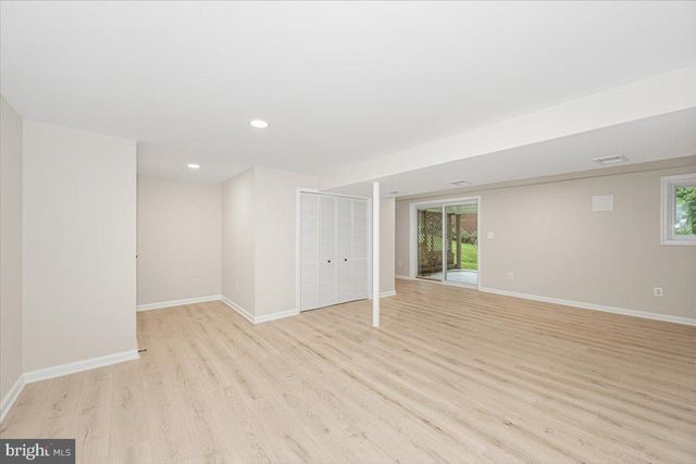 8624 PARLIAMENT DR, Springfield, VA 22151
