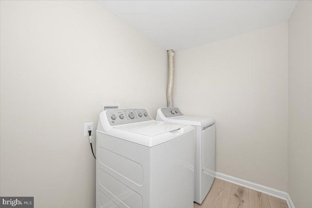8624 PARLIAMENT DR, Springfield, VA 22151