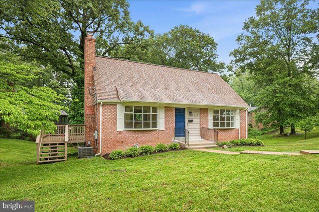 8624 PARLIAMENT DR, Springfield, VA 22151