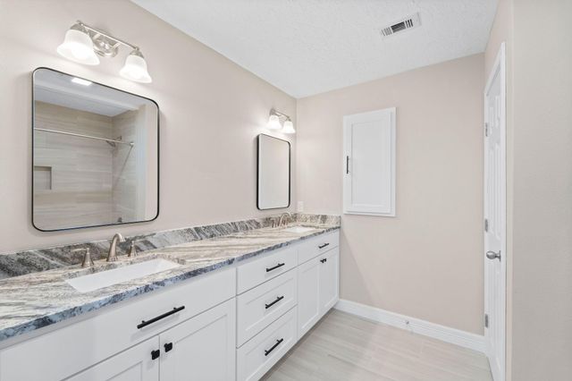 2007 Longstraw Place, The Woodlands, TX 77380