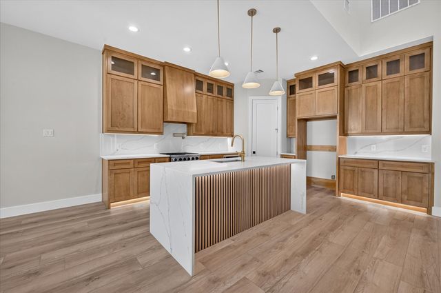 114 Emma Street, Red Oak, TX 75154