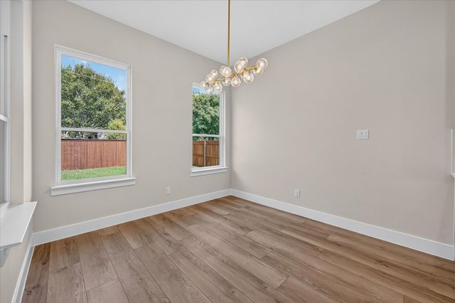 114 Emma Street, Red Oak, TX 75154