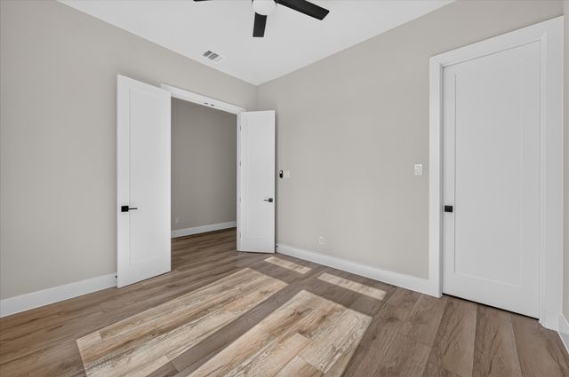 114 Emma Street, Red Oak, TX 75154