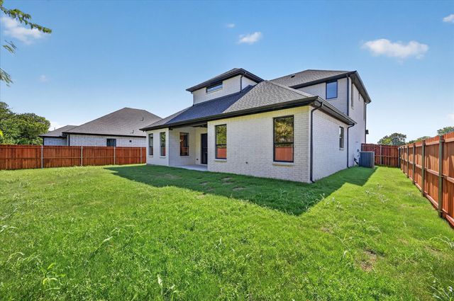 114 Emma Street, Red Oak, TX 75154