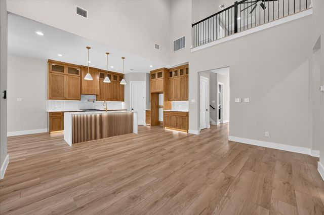 114 Emma Street, Red Oak, TX 75154