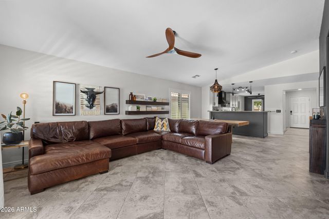 2193 E HAZELTINE Way, Gilbert, AZ 85298
