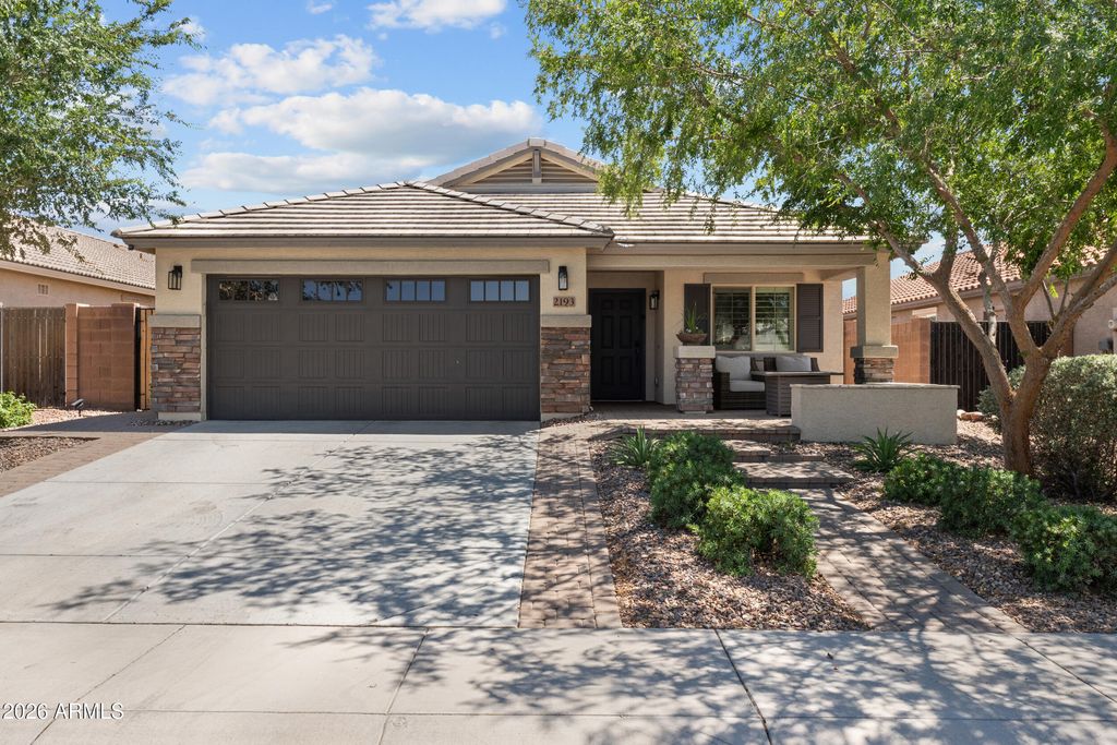 2193 E HAZELTINE Way, Gilbert, AZ 85298