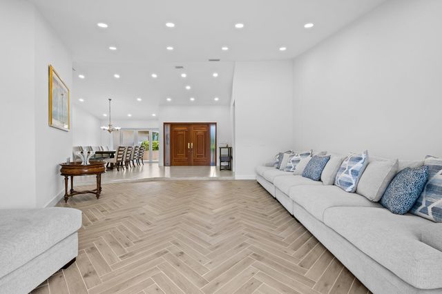 11937 Sandlake Drive, Boca Raton, FL 33428