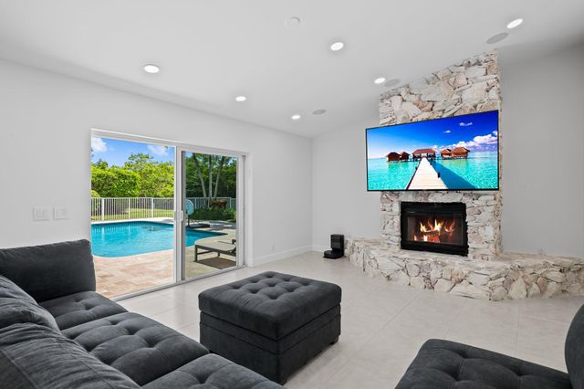 11937 Sandlake Drive, Boca Raton, FL 33428