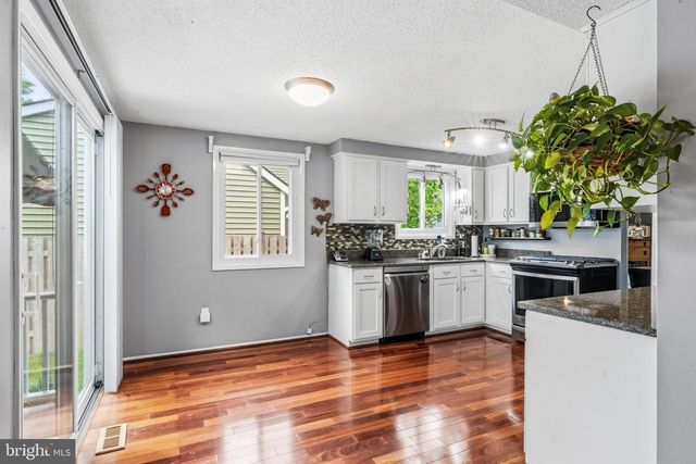 109 KALE AVE, Sterling, VA 20164