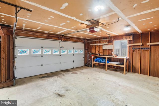 109 KALE AVE, Sterling, VA 20164