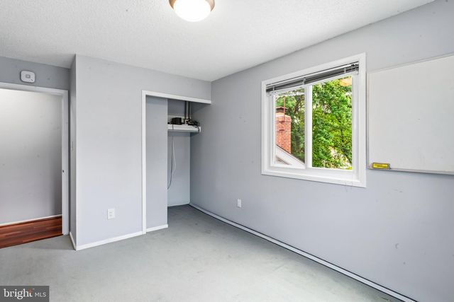 109 KALE AVE, Sterling, VA 20164
