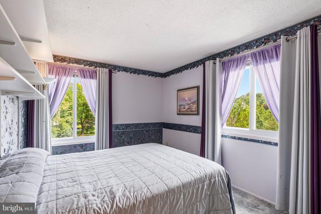 109 KALE AVE, Sterling, VA 20164