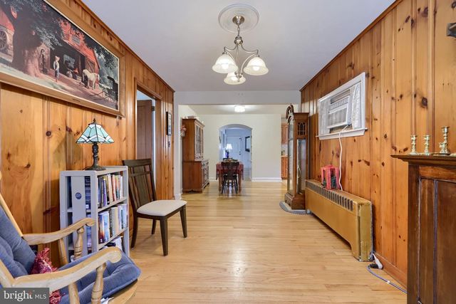 2576 GRAYSTONE RD, East Petersburg, PA 17520