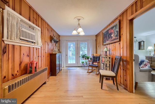 2576 GRAYSTONE RD, East Petersburg, PA 17520