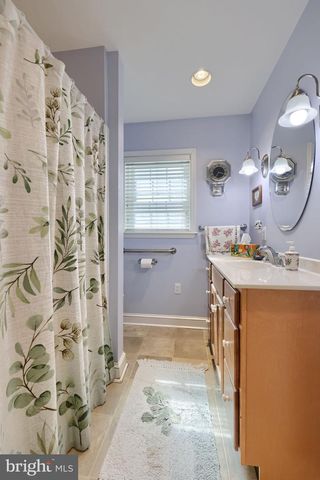 2576 GRAYSTONE RD, East Petersburg, PA 17520