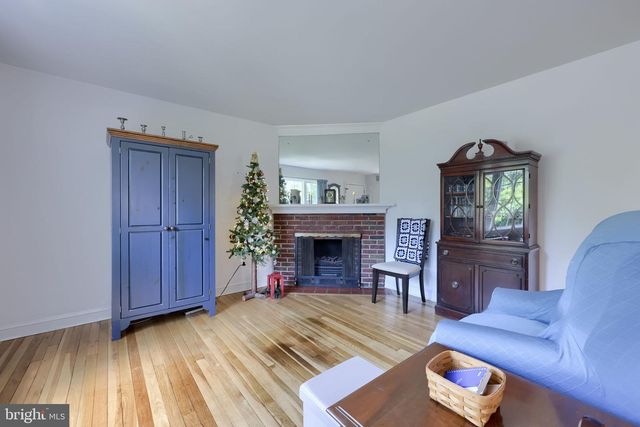2576 GRAYSTONE RD, East Petersburg, PA 17520