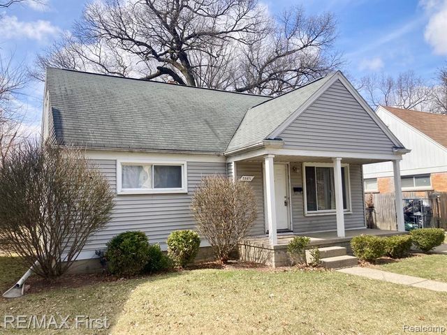23471 Rensselaer Street, Oak Park, MI 48237