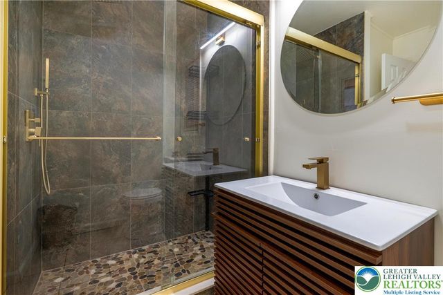 2912 Diamond Avenue, Allentown City, PA 18103