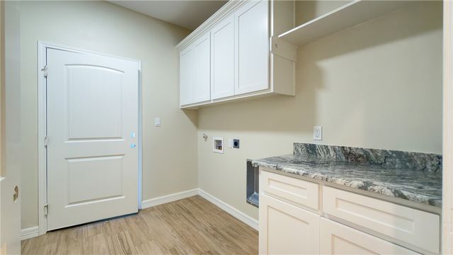 1517 Scorpio Dr, Corpus Christi, TX 78415