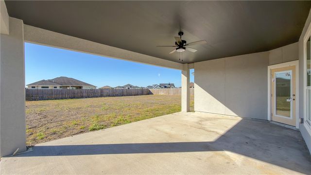 1517 Scorpio Dr, Corpus Christi, TX 78415
