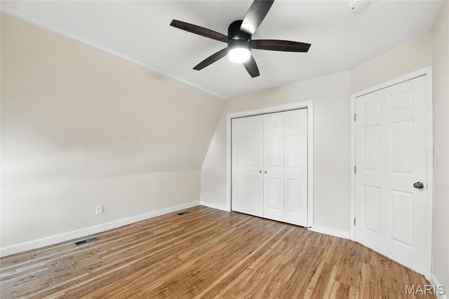 5325 Gilson, St Louis, MO 63116