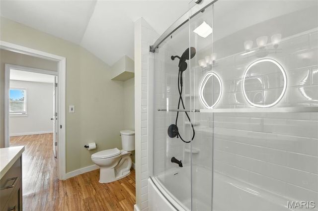 5325 Gilson, St Louis, MO 63116