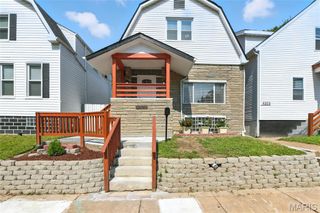 5325 Gilson, St Louis, MO 63116
