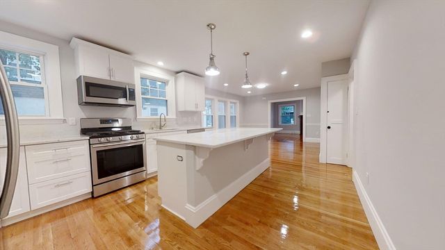 31 Grafton Street 1, Arlington, MA 02474