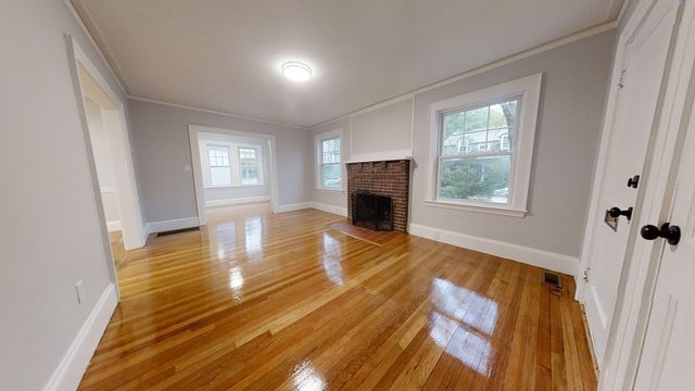 31 Grafton Street 1, Arlington, MA 02474